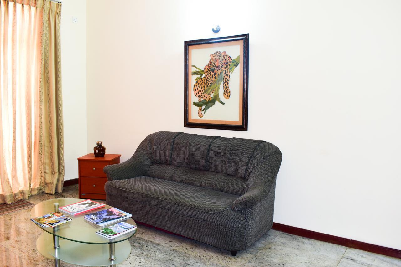 Port View Hostel Коломбо Екстер'єр фото