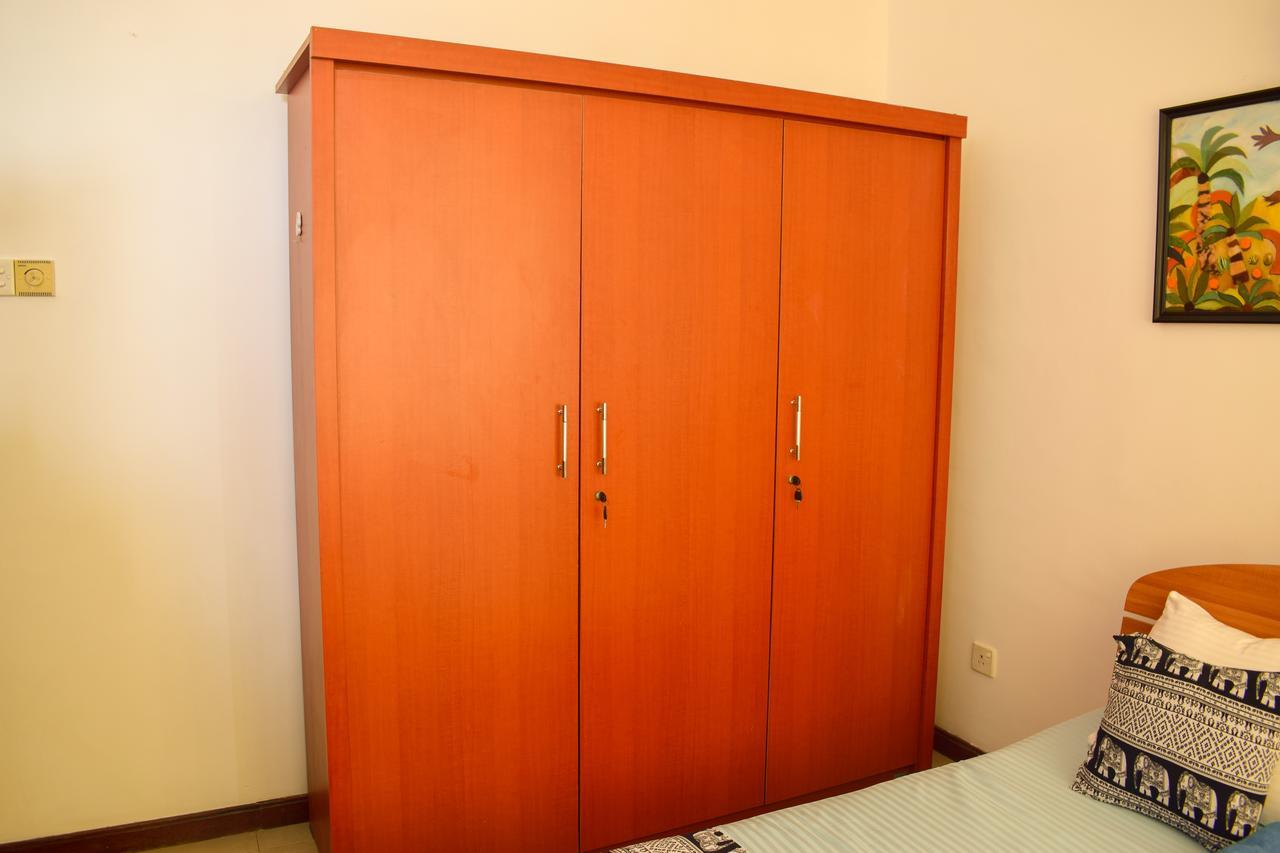 Port View Hostel Коломбо Екстер'єр фото